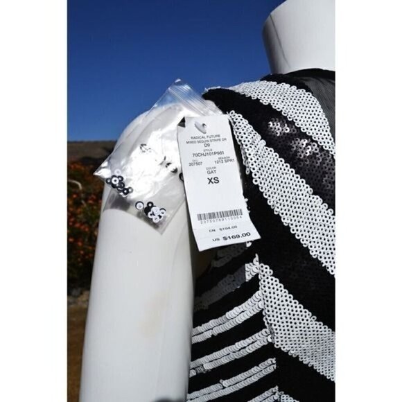NEW Bebe Sequin Cocktail Party Mini Dress Black White Chevron XS Small LT01P - Picture 4 of 8